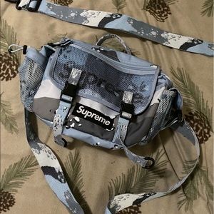 COPY - Reflective supreme bag